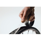 Páska do ráfku PEATY'S RIMJOB RIM TAPE 30 mm , 9m