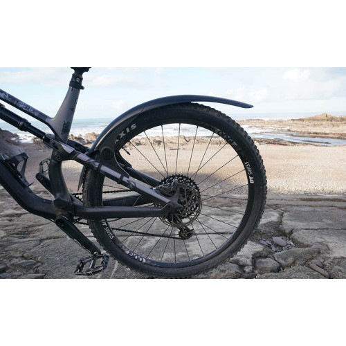 Blatník Mucky Nutz Mud Guard zadní černý